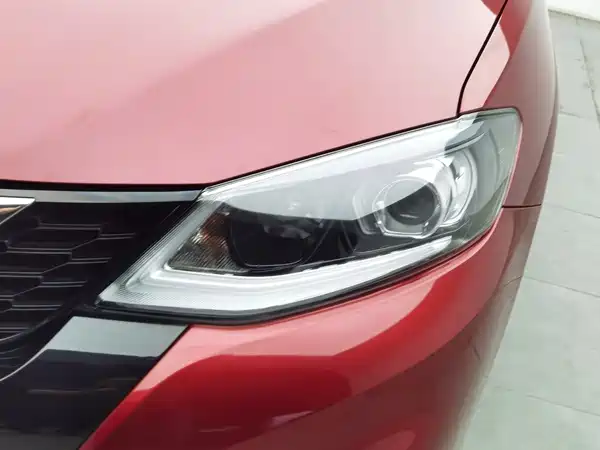 Nissan Tiida 2019