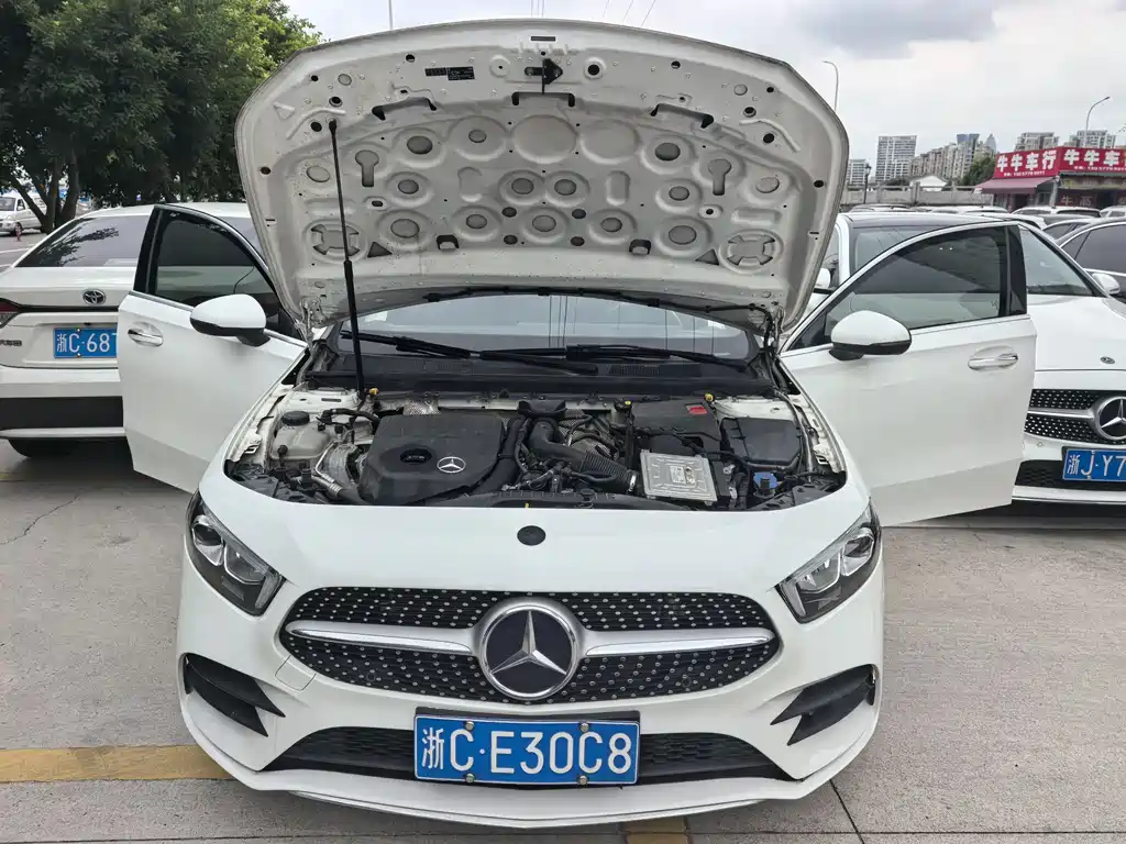 Mercedes-Benz A-Class 2021 — фото 11