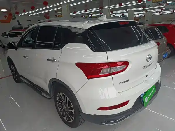 GAC Trumpchi GS4 2017