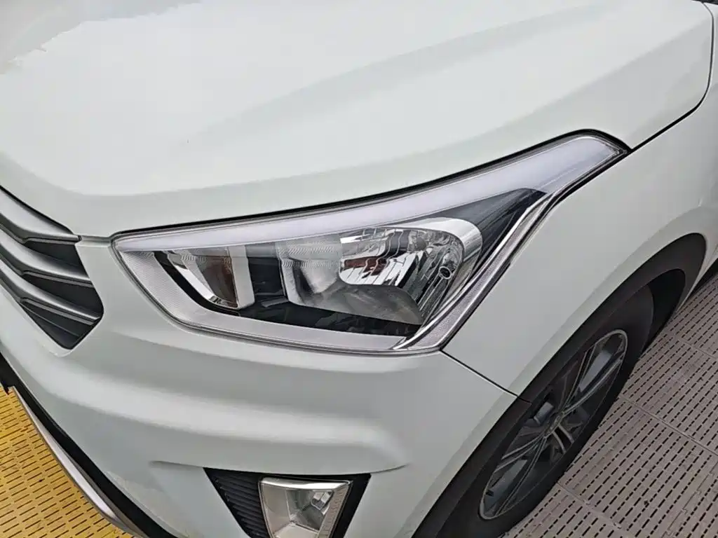 Hyundai ix25 2015 — фото 24