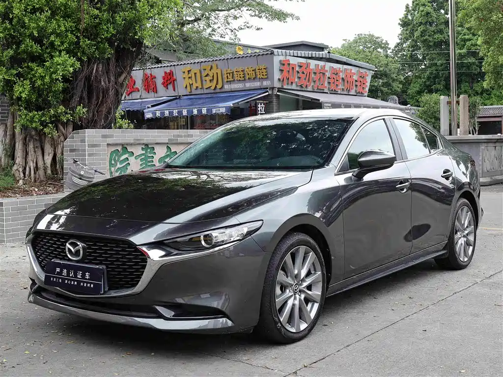 Mazda 3 Axela 2023