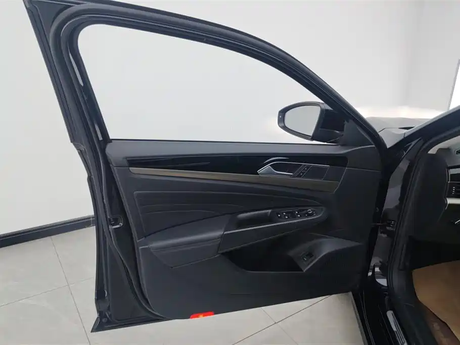 Volkswagen Passat 2021