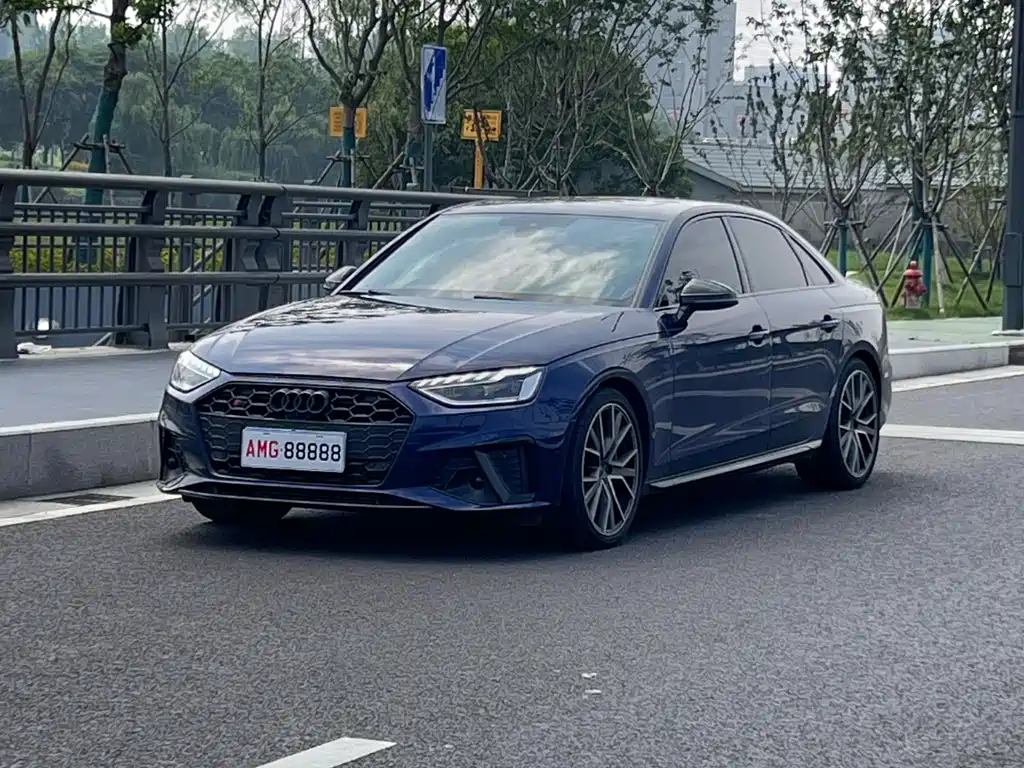 Audi S4 2024