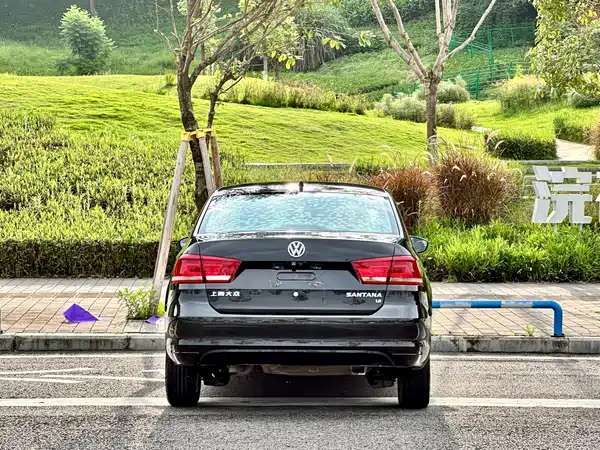 Volkswagen Santana 2015