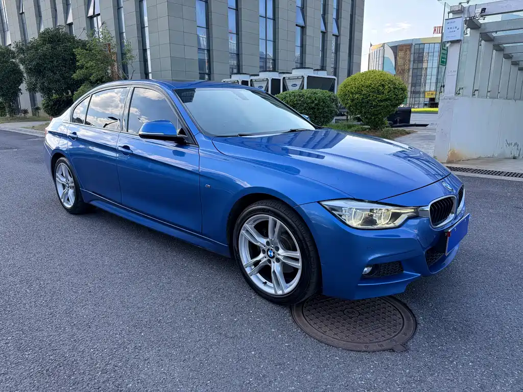 BMW 3 Series 2018 — фото 3