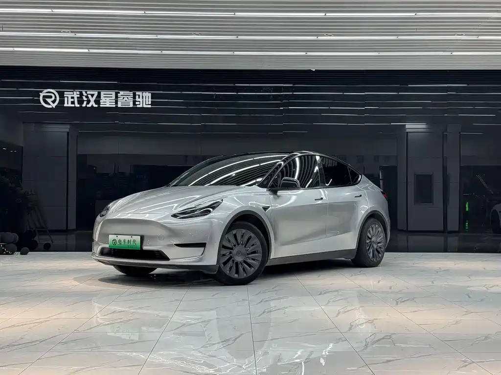 Tesla Model Y 2022 — фото 1