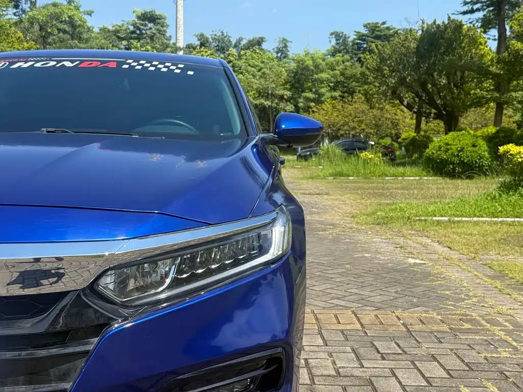 Honda Accord 2019 — фото 17
