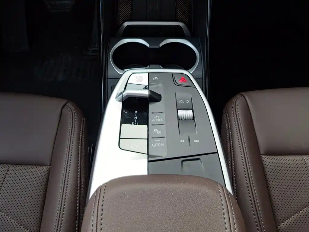BMW X1 2025 — фото 16