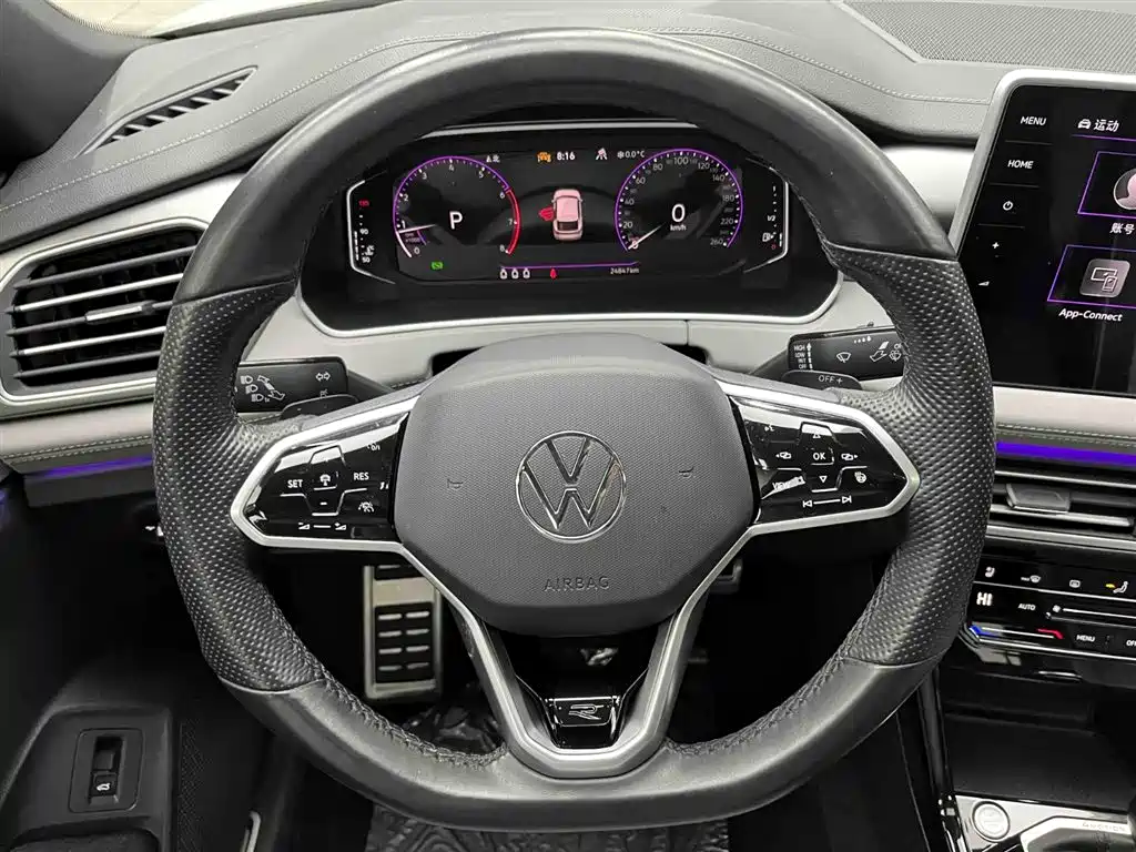 Volkswagen X 2022