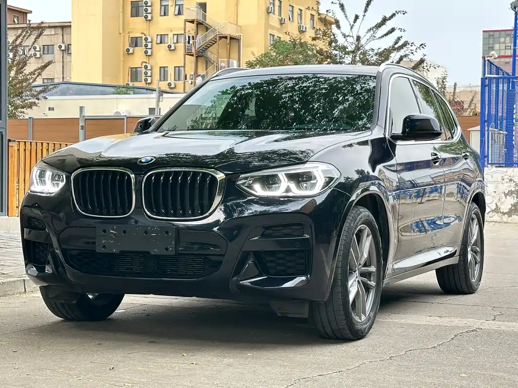 BMW X3 2021 — фото 1