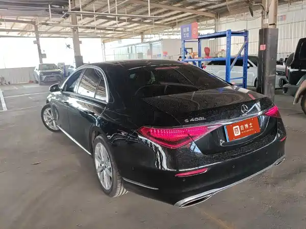 Mercedes-Benz S-Class 2022