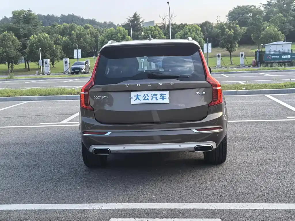 Volvo XC90 2016 — фото 10