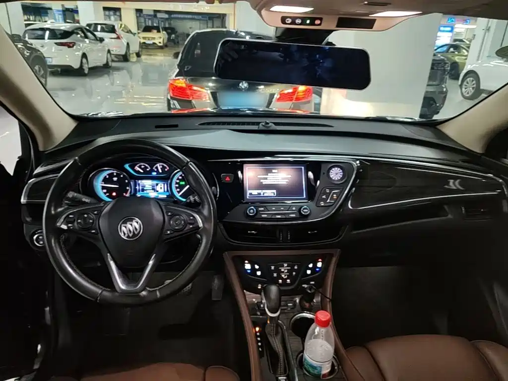 Buick Envision Plus 2017 — фото 10