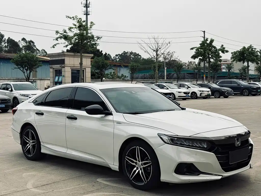 Honda Accord 2023 — фото 3