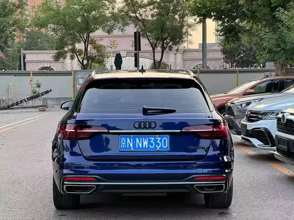 Audi A4 2021