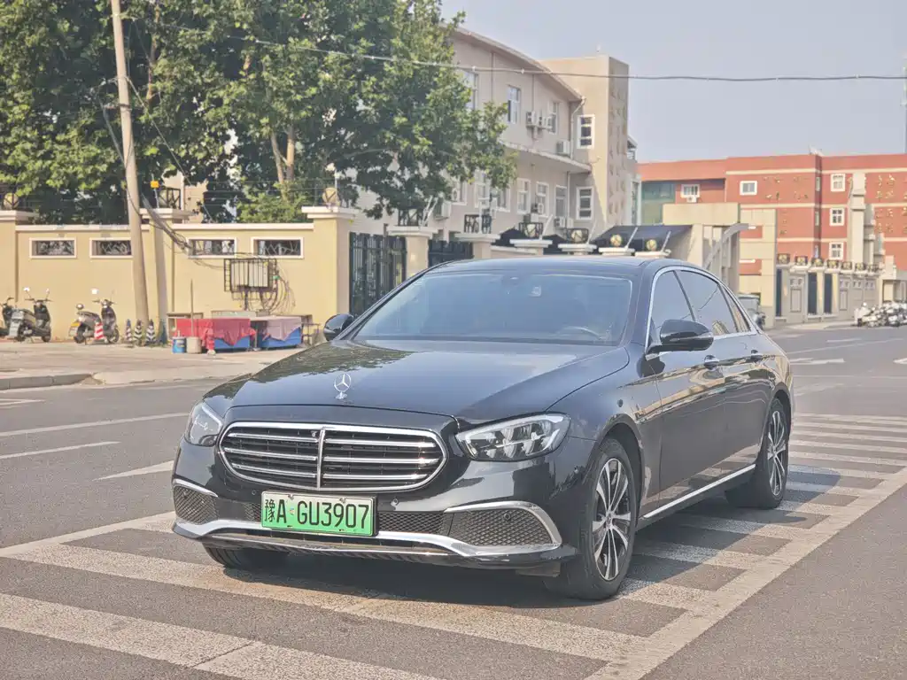 Mercedes-Benz E-Class New Energy 2022 — фото 1