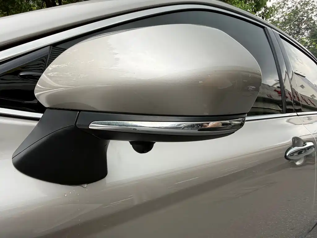 Toyota Camry 2018 — фото 13