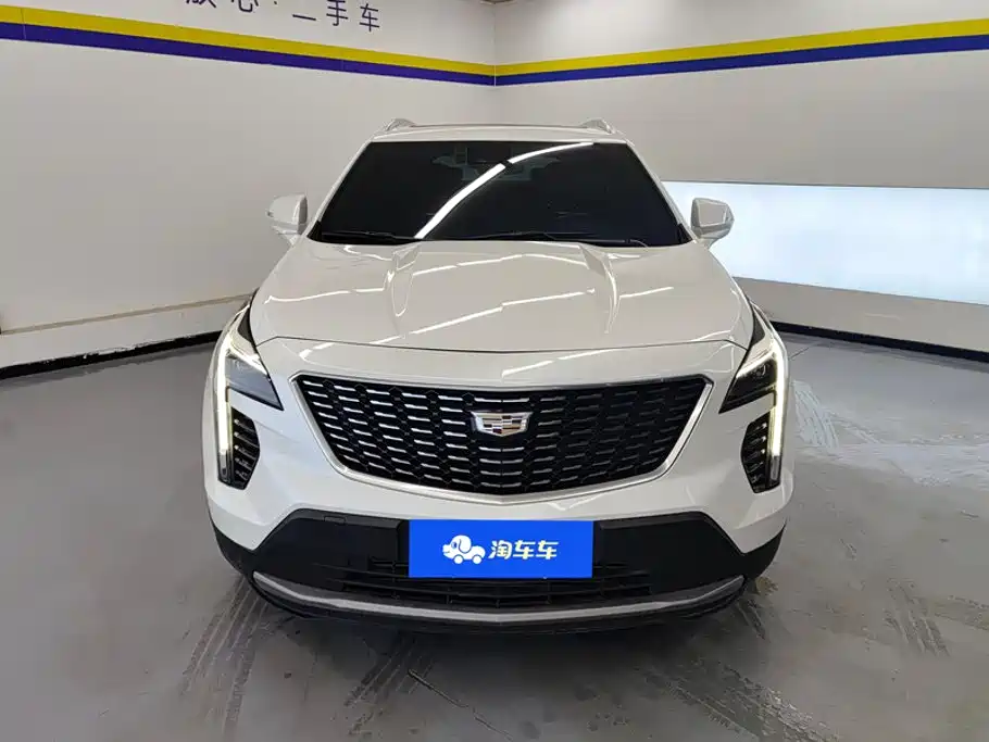 Cadillac XT4 2022 — фото 2