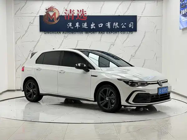 Volkswagen Golf 2023