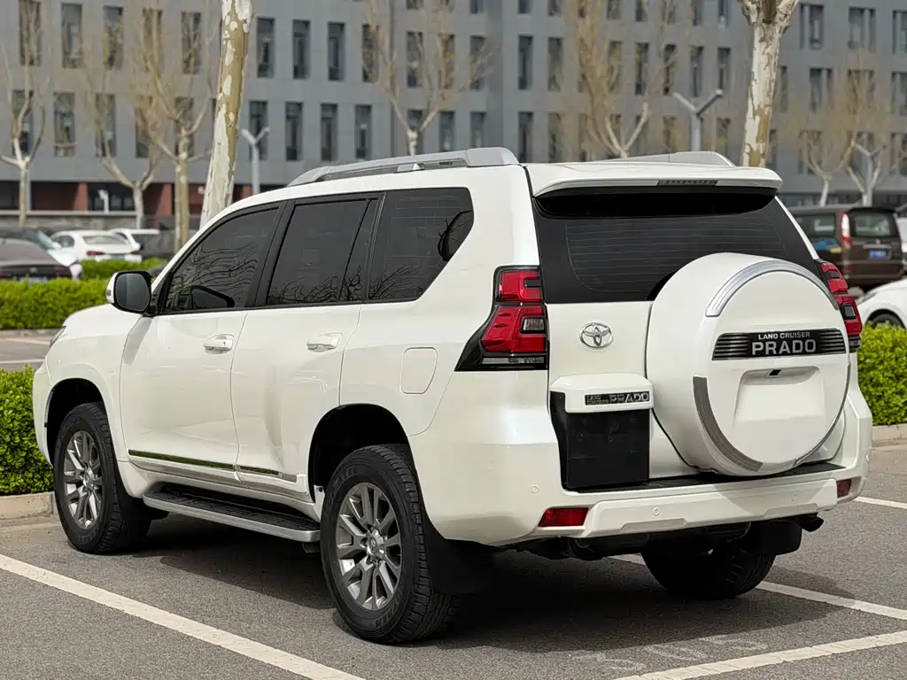Toyota Prado 2020 — фото 4