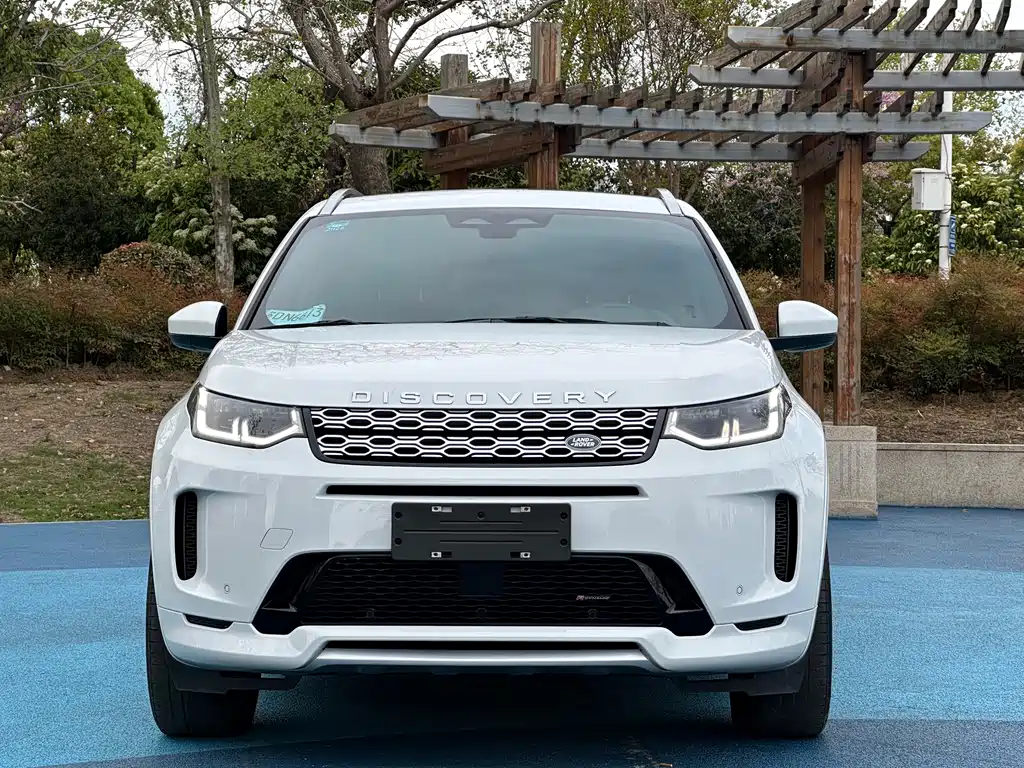 Land Rover Discovery Sport 2023 — фото 2
