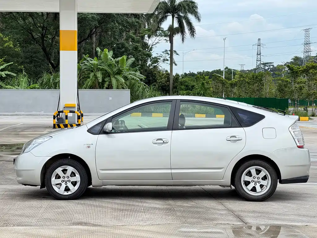 Toyota Prius 2006 — фото 3
