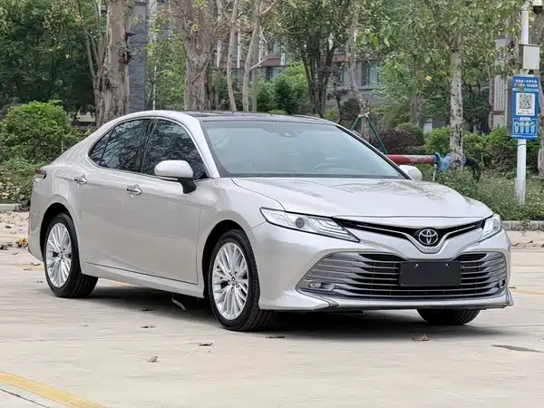 Toyota Camry 2019