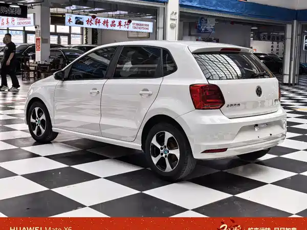 Volkswagen Polo 2016
