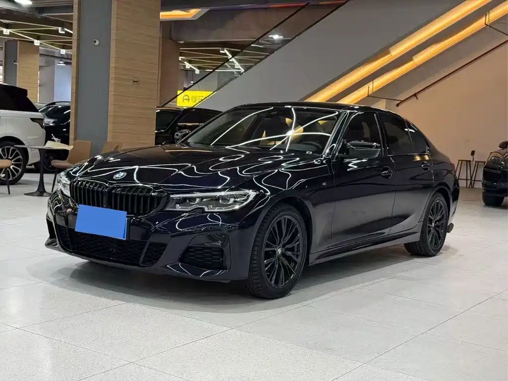 BMW 3 Series 2021