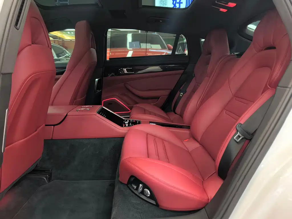 Porsche Panamera Hybrid 2018 — фото 15