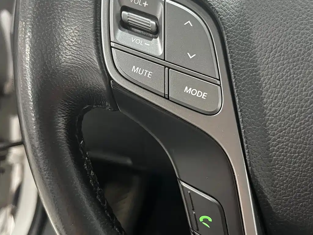 Hyundai Santa Fe 2017 — фото 15