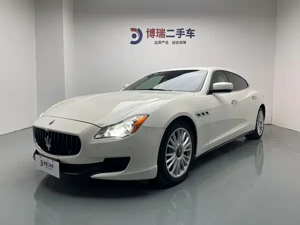 Maserati Quattroporte 2013