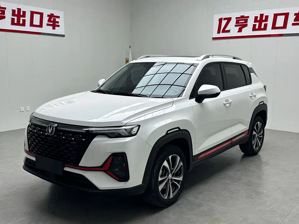 Changan CS35PLUS 2022 — фото 1