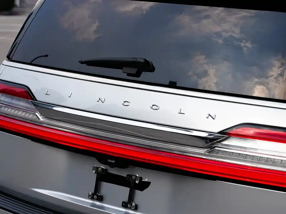 Lincoln Navigator 2021 — фото 22