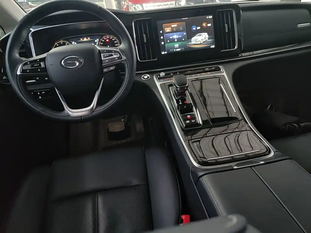 GAC Trumpchi M8 2021 — фото 10