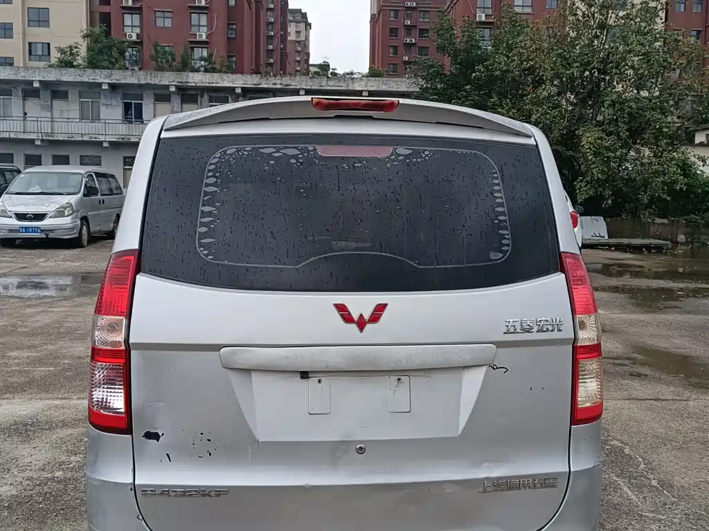 Wuling Hongguang 2013 — фото 17