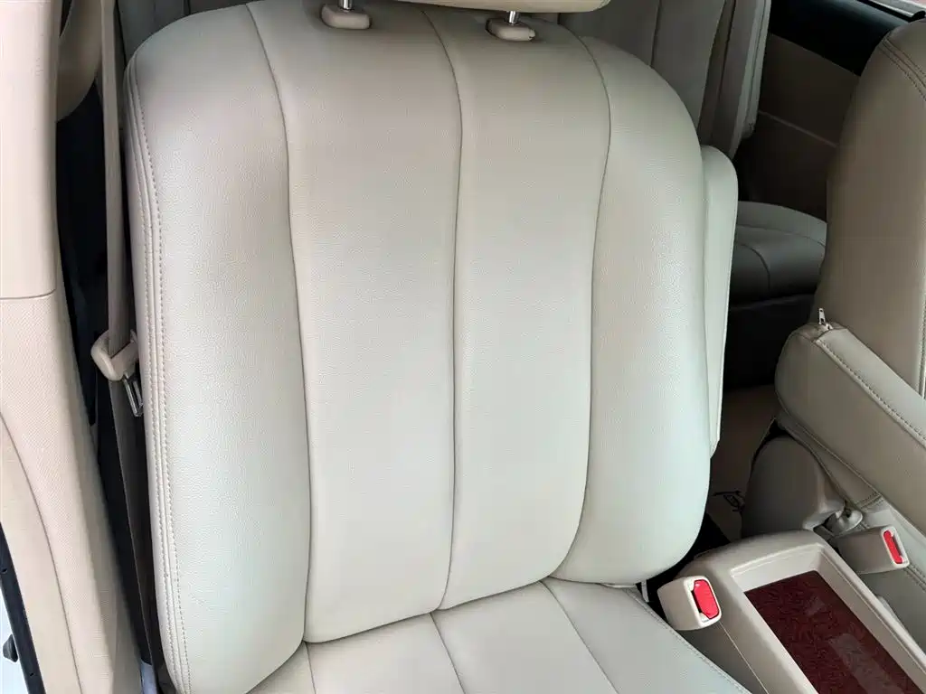 Toyota Previa 2018 — фото 23