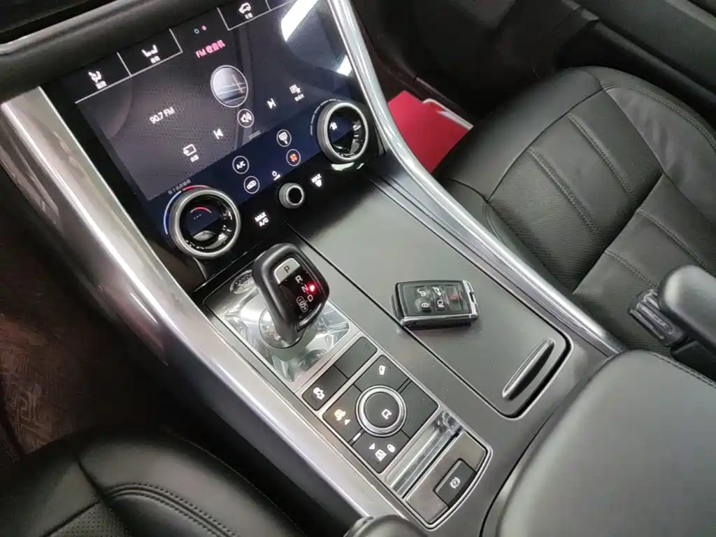 Land Rover Range Rover Sport 2020 — фото 14