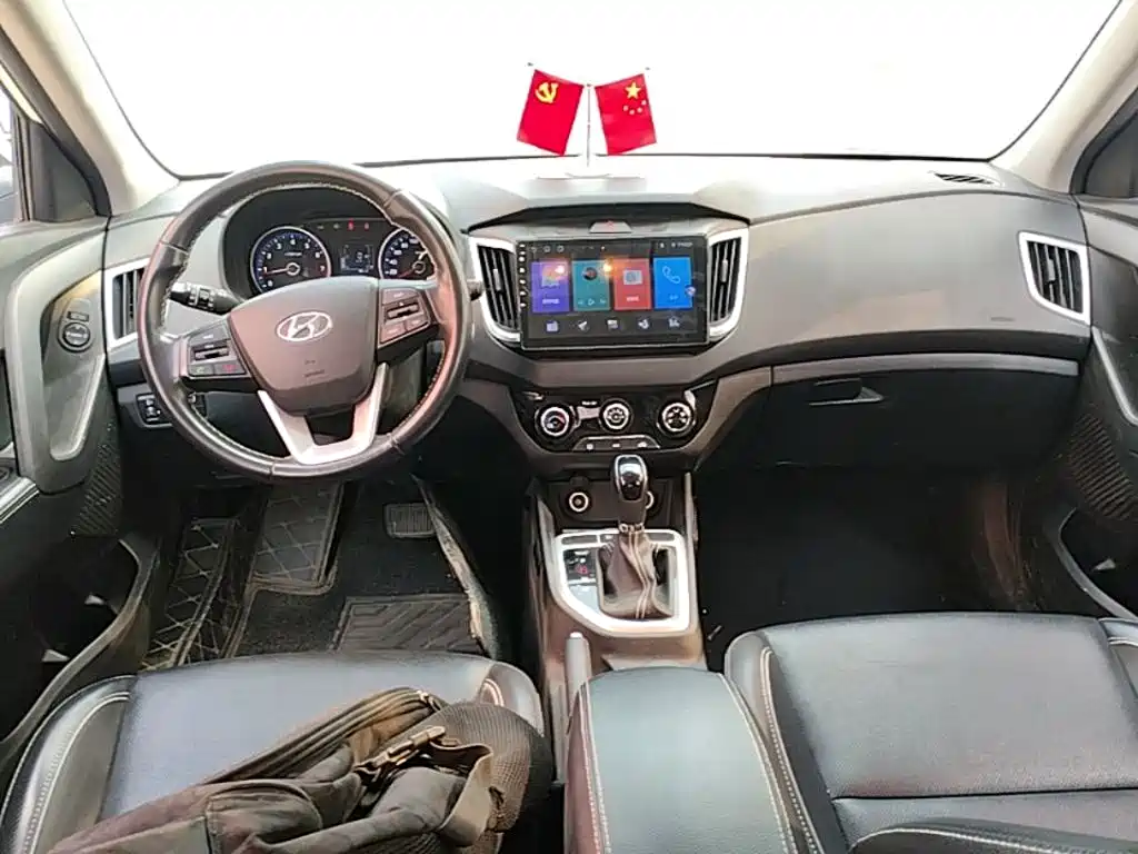 Hyundai ix25 2018 — фото 10