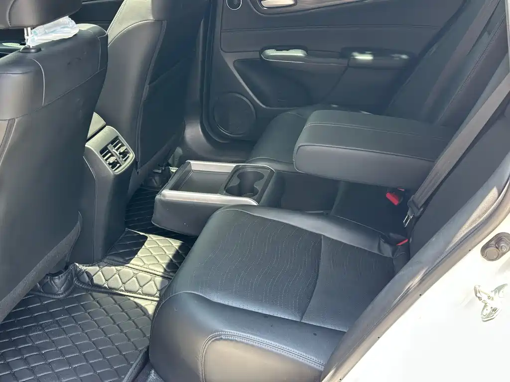 Honda Jade 2016 — фото 26