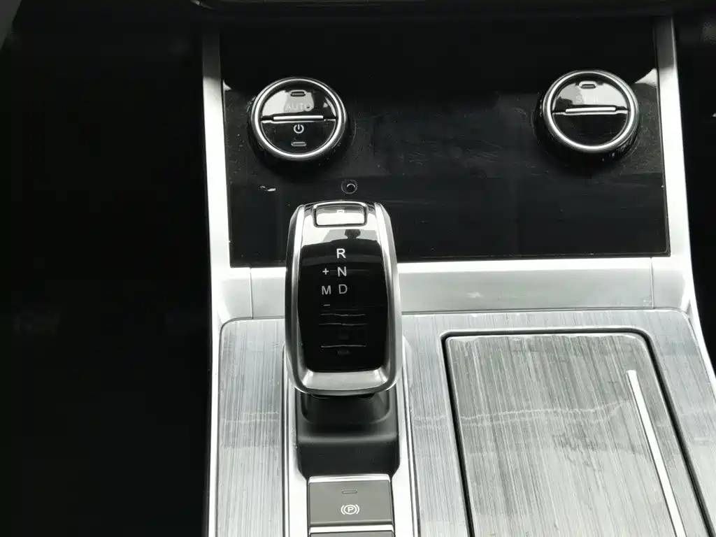 Chery Tiggo 8 2022 — фото 13