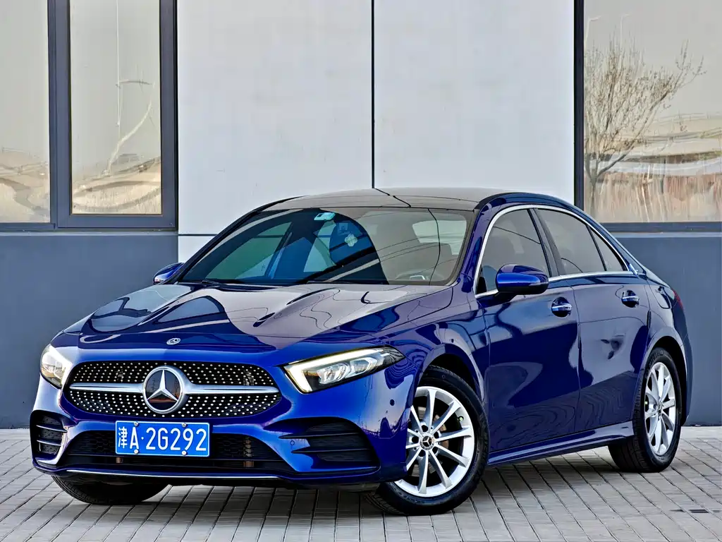 Mercedes-Benz A-Class 2020 — фото 1