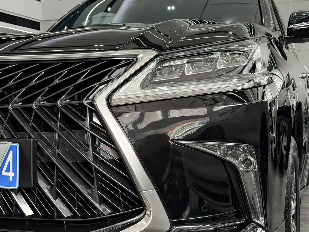 Lexus LX 2020 — фото 4