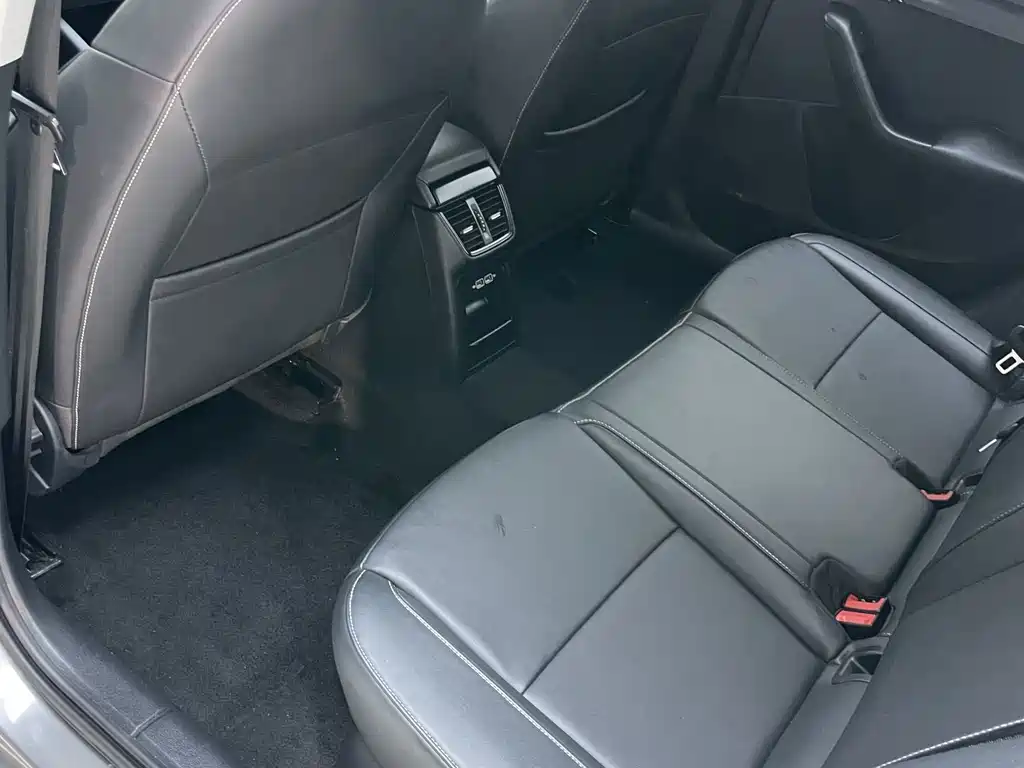 Skoda Octavia 2022 — фото 10