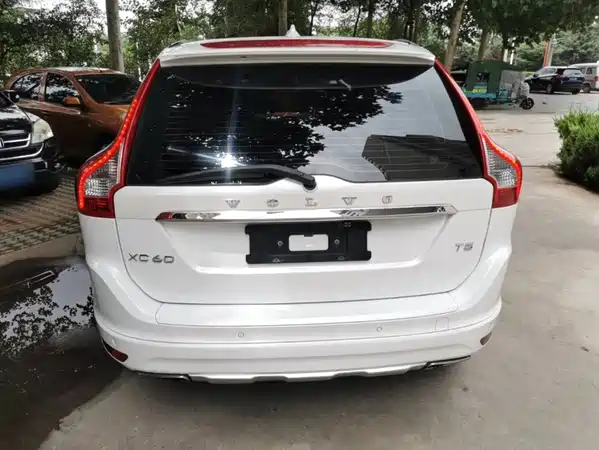 Volvo XC60 2015