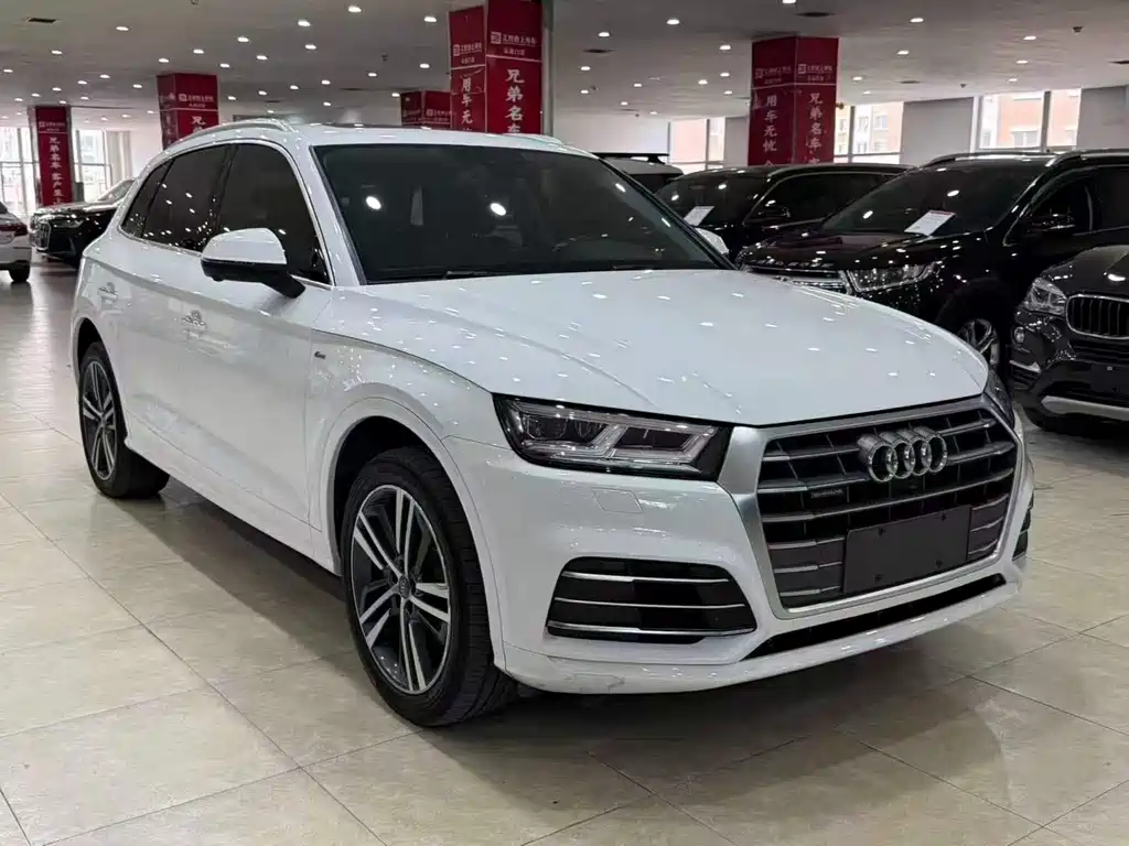 Audi Q5L 2019 — фото 3