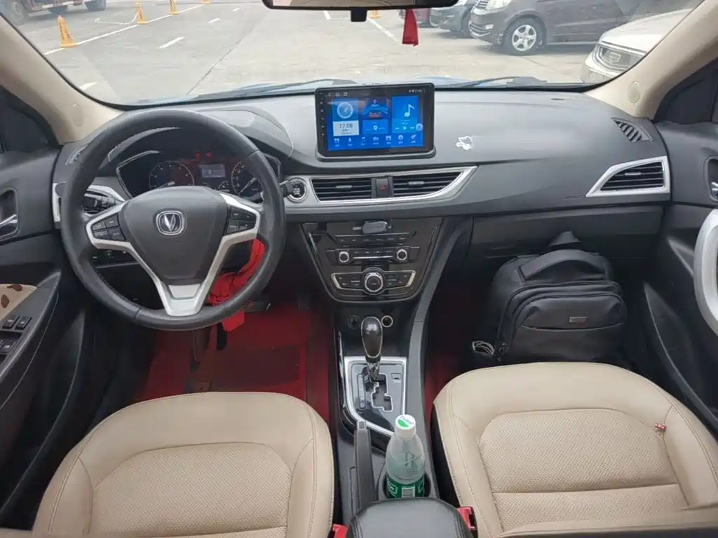Changan V7 2016 — фото 10