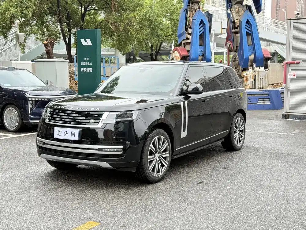 Land Rover Range Rover 2022 — фото 1