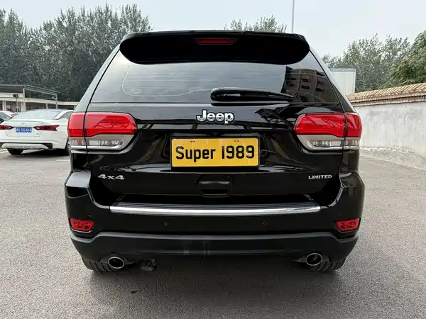 Jeep Grand Cherokee 2017