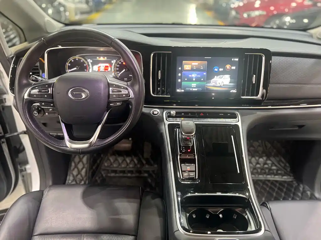 GAC Motor Trumpchi M8 2022 — фото 14
